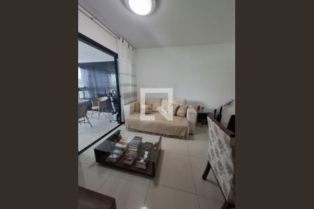 Sala de apartamento para alugar com 3 quartos, 84m² em Paralela, Salvador