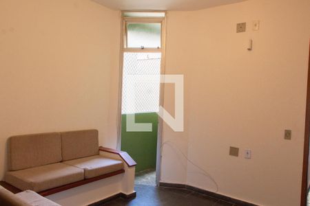 SALA de kitnet/studio para alugar com 1 quarto, 47m² em Centro, Campinas