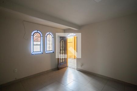 Sala 1 de casa para alugar com 3 quartos, 190m² em Alípio de Melo, Belo Horizonte