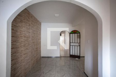 Sala 2 de casa para alugar com 3 quartos, 190m² em Alípio de Melo, Belo Horizonte