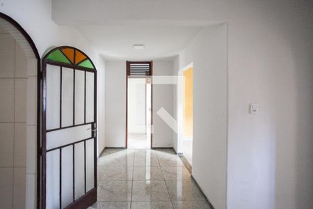 Sala 2 de casa para alugar com 3 quartos, 190m² em Alípio de Melo, Belo Horizonte