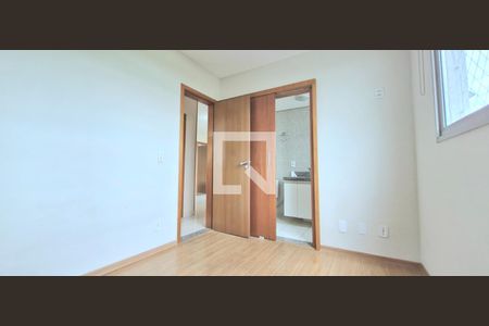 Suite de apartamento à venda com 2 quartos, 57m² em Lundcéia, Lagoa Santa