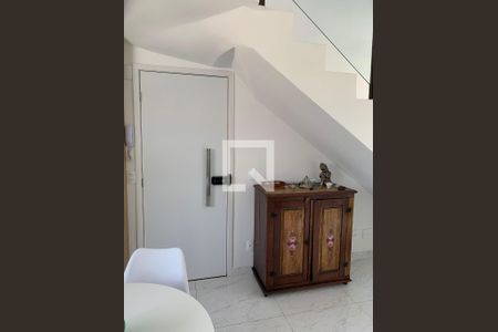 Sala de apartamento para alugar com 2 quartos, 130m² em Carmo, Belo Horizonte