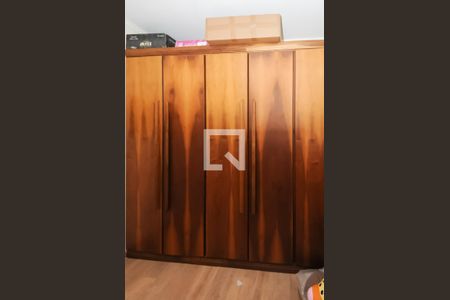 Casa à venda com 191m², 3 quartos e 2 vagas Casa à venda com 191m², 3 quartos e 2 vagasQuarto 3