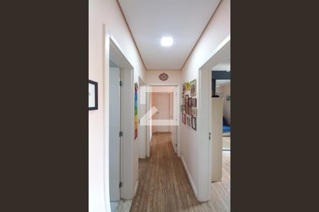 Corredor  de apartamento à venda com 3 quartos, 79m² em Parque Fazendinha, Campinas