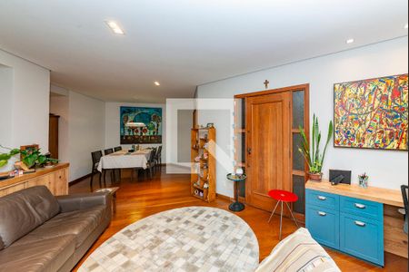 Sala de apartamento para alugar com 3 quartos, 125m² em Coracao de Jesus, Belo Horizonte