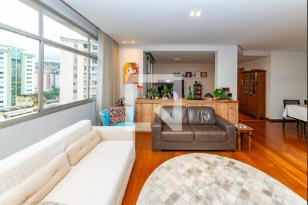 Sala de apartamento para alugar com 3 quartos, 125m² em Coracao de Jesus, Belo Horizonte