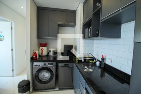 Cozinha  de apartamento para alugar com 2 quartos, 38m² em Quarta Parada, São Paulo