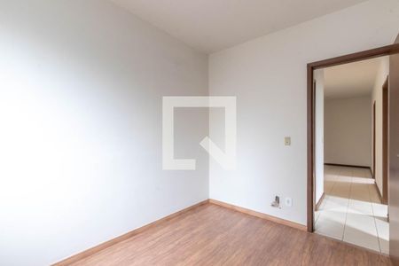 Quarto 2 de apartamento para alugar com 3 quartos, 50m² em Buritis, Belo Horizonte