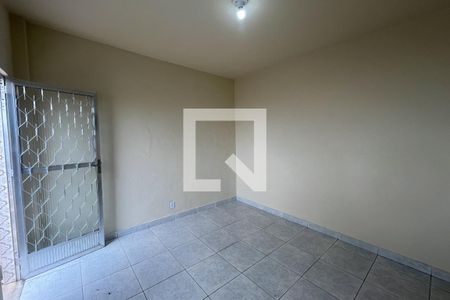 Sala de casa para alugar com 1 quarto, 50m² em Jardim Carioca, Rio de Janeiro