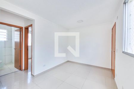 Sala de apartamento para alugar com 2 quartos, 50m² em Jardim Yolanda, Jacareí