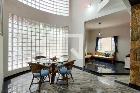 Sala 1 de casa para alugar com 3 quartos, 260m² em Vila Caiçara, Praia Grande