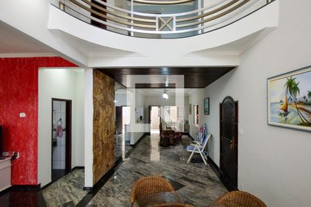 Sala 1 de casa para alugar com 3 quartos, 260m² em Vila Caiçara, Praia Grande