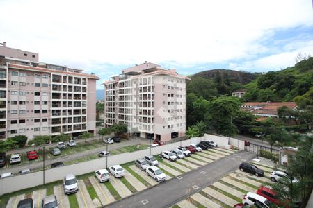 Vista de apartamento à venda com 2 quartos, 47m² em Taquara, Rio de Janeiro