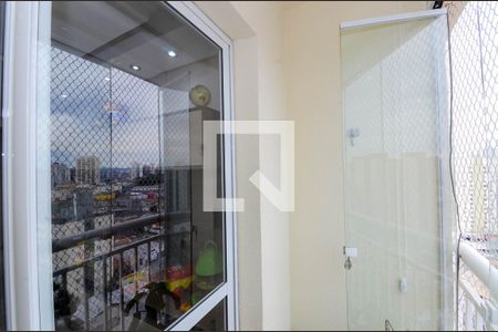 Varanda da Sala de apartamento para alugar com 2 quartos, 53m² em Vila das Palmeiras, Guarulhos