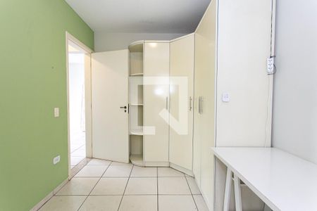 Quarto 1 de apartamento para alugar com 2 quartos, 58m² em Vila Granada, São Paulo