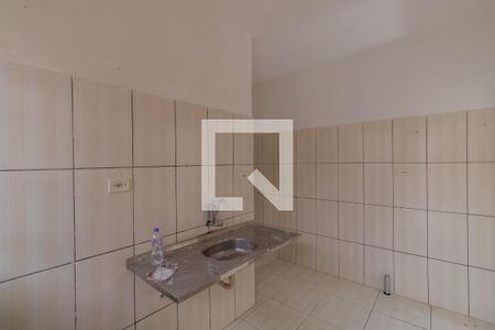 Cozinha de casa para alugar com 1 quarto, 30m² em Itaquera, São Paulo