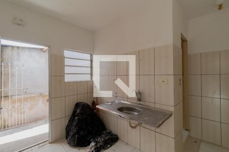 Cozinha de casa para alugar com 1 quarto, 30m² em Itaquera, São Paulo