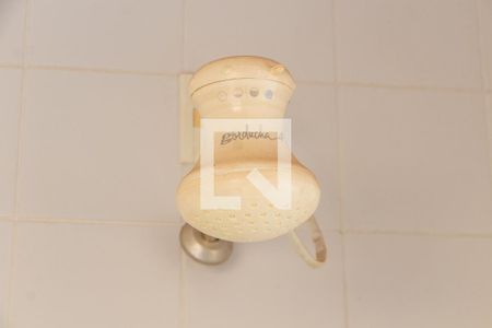 Casa de condomínio à venda com 394m², 4 quartos e 5 vagas Casa de condomínio à venda com 394m², 4 quartos e 5 vagasBANHEIRO DA ÁREA DE SERVIÇO