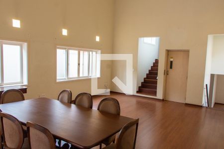 Casa de condomínio à venda com 394m², 4 quartos e 5 vagas Casa de condomínio à venda com 394m², 4 quartos e 5 vagasCopa