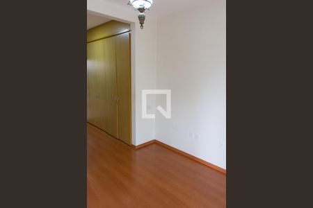 Casa de condomínio à venda com 394m², 4 quartos e 5 vagas Casa de condomínio à venda com 394m², 4 quartos e 5 vagasSUITE 3