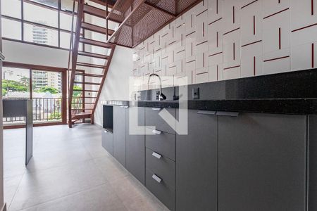 Sala/Cozinha de apartamento para alugar com 1 quarto, 42m² em Jardim das Bandeiras, São Paulo