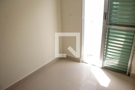 Quarto 1 de apartamento para alugar com 2 quartos, 45m² em Centro Alto, Ribeirão Pires