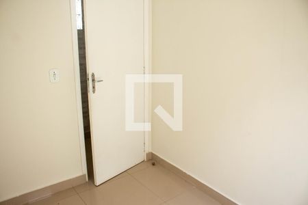 Quarto 1 de apartamento para alugar com 2 quartos, 45m² em Centro Alto, Ribeirão Pires
