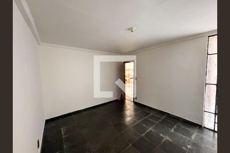 Quarto de apartamento à venda com 2 quartos, 90m² em Bairro da Glória, Contagem