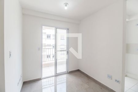 Sala de TV de apartamento para alugar com 1 quarto, 46m² em Jardim Santa Tereza, Carapicuíba