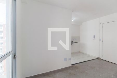 Sala de TV de apartamento para alugar com 1 quarto, 46m² em Jardim Santa Tereza, Carapicuíba