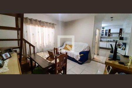 Sala de Estar de casa à venda com 3 quartos, 150m² em Bandeiras, Osasco