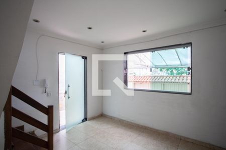 Sala de casa para alugar com 2 quartos, 80m² em Itapoã, Belo Horizonte