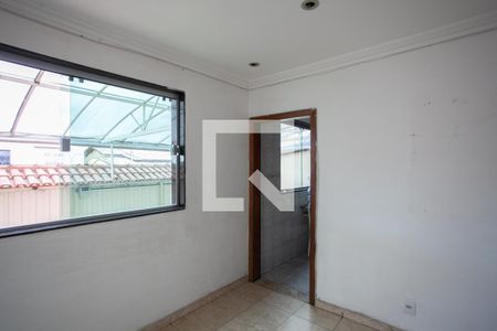 Sala de casa para alugar com 2 quartos, 80m² em Itapoã, Belo Horizonte