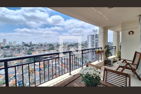 Varanda de apartamento à venda com 2 quartos, 136m² em Vila Ipojuca, São Paulo