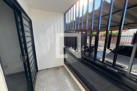 Sacada de apartamento para alugar com 2 quartos, 60m² em Residencial E Comercial Palmares, Ribeirão Preto