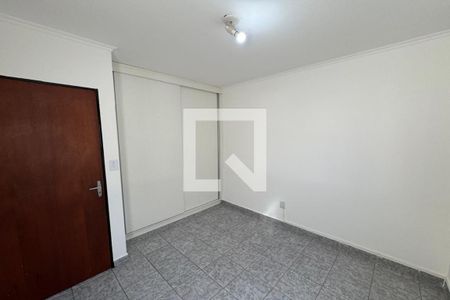 Quarto de apartamento para alugar com 2 quartos, 60m² em Residencial E Comercial Palmares, Ribeirão Preto