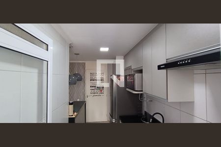 Cozinha de apartamento à venda com 2 quartos, 50m² em Vila Praia, São Paulo