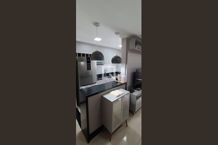 Sala/Cozinha de apartamento à venda com 2 quartos, 50m² em Vila Praia, São Paulo