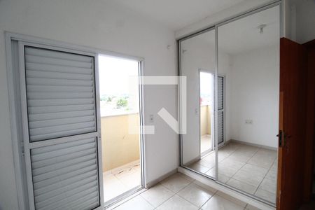 Quarto 2 de apartamento para alugar com 2 quartos, 45m² em Granada, Uberlândia