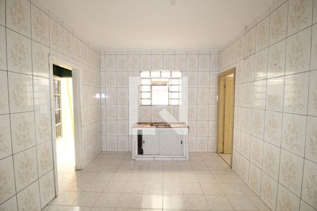 Sala / Cozinha de casa para alugar com 1 quarto, 50m² em Vila Dionisia, São Paulo