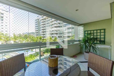 Varanda de apartamento para alugar com 2 quartos, 70m² em Barra da Tijuca, Rio de Janeiro