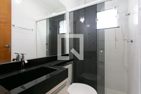 Banheiro de apartamento para alugar com 1 quarto, 32m² em Vila Ré, São Paulo