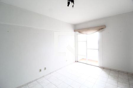 Sala de apartamento para alugar com 2 quartos, 60m² em Centro, Uberlândia