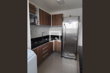 Cozinha de apartamento à venda com 2 quartos, 48m² em Campanário, Diadema