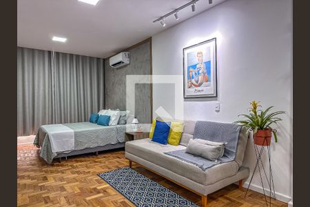 Sala  de kitnet/studio para alugar com 1 quarto, 32m² em Centro, Rio de Janeiro