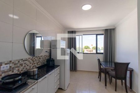 Sala/Cozinha de apartamento para alugar com 1 quarto, 31m² em Fazendinha, Curitiba