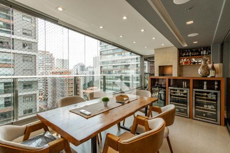 Varanda de apartamento à venda com 3 quartos, 135m² em Brooklin, São Paulo