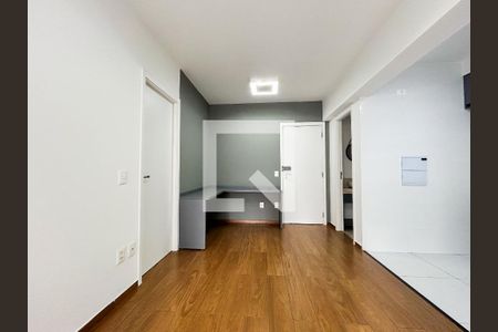 Sala de apartamento para alugar com 1 quarto, 50m² em Jardim das Acacias, São Paulo