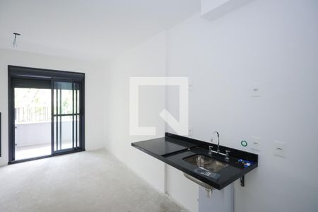 Sala e Cozinha de kitnet/studio para alugar com 1 quarto, 29m² em Liberdade, São Paulo